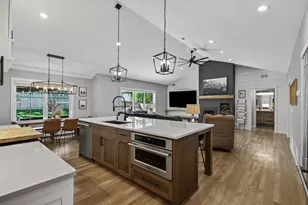 208 Iris St, Mahtomedi, MN 55115 - Photo 1