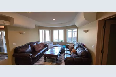 171 Red Oaks Drive, Vadnais Heights, MN 55127 - Photo 12