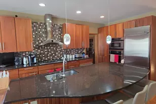 171 Red Oaks Dr, Vadnais Heights, MN 55127 - Photo 4