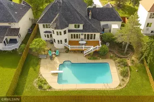 171 Red Oaks Dr, Vadnais Heights, MN 55127 - Photo 2