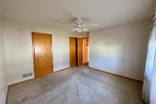 703 W Veterans Memorial Hwy, Kasson, MN 55944 - Photo 18