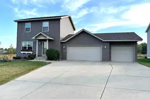 1128 29th St NE, Sauk Rapids, MN 56379 - Photo 1