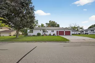 207 W Clay St, Lake City, MN 55041 - Photo 1