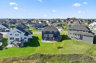 19600 Harbor Dr, Lakeville, MN 55044 - Photo 54