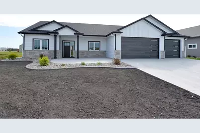 3924 49th Avenue S, Fargo, ND 58104 - Photo 1