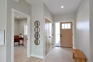 3924 49th Ave S, Fargo, ND 58104 - Photo 4