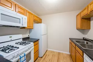 1601 N Innsbruck Dr, Fridley, MN 55432 - Photo 16