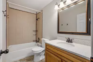 2678 Henslow Ave N, Oakdale, MN 55128 - Photo 14