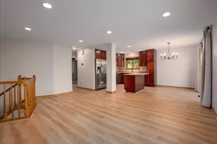 2678 Henslow Ave N, Oakdale, MN 55128 - Photo 6