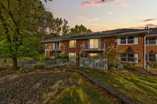 6337 Alderwood Cir, Woodbury, MN 55125 - Photo 2