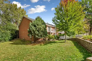 6337 Alderwood Cir, Woodbury, MN 55125 - Photo 8