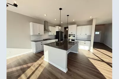 2699 Kenwood Avenue NE, Saint Michael, MN 55376 - Photo 2