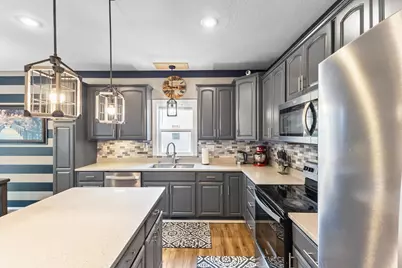 508 Hackney Avenue, Shakopee, MN 55379 - Photo 2