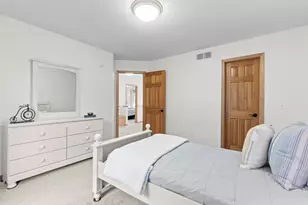 18780 Pathfinder Dr, Eden Prairie, MN 55347 - Photo 40