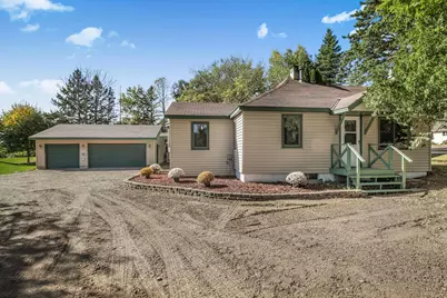 10121 115th Avenue, Milaca, MN 56353 - Photo 1