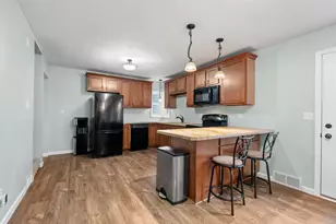 38982 2nd Ave, North Branch, MN 55056 - Photo 6