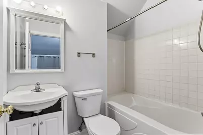 2827 Bryant Avenue N #4, Minneapolis, MN 55411 - Photo 20