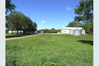 742 200th Avenue SW, Appleton, MN 56208 - Photo 2