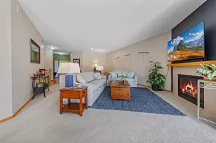 2713 Village Dr, Faribault, MN 55021 - Photo 22