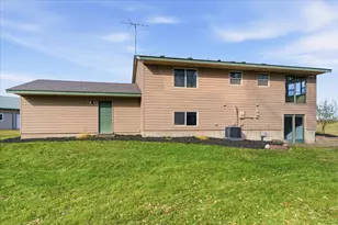 9233 140th St, Milaca, MN 56353 - Photo 16