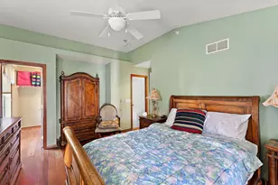 4852 Bisset Ln, Inver Grove Heights, MN 55076 - Photo 16