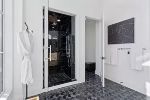 1111 W River Pkwy, Minneapolis, MN 55415 - Photo 36