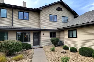 5465 Orleans Ln N, Plymouth, MN 55442 - Photo 2