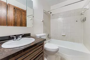 2816 Hillsboro Ave N, New Hope, MN 55427 - Photo 12