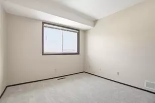 837 E 145th St, Burnsville, MN 55337 - Photo 14