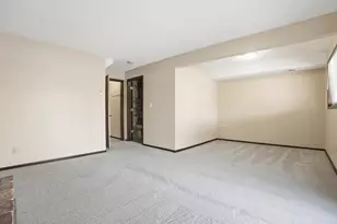 837 E 145th St, Burnsville, MN 55337 - Photo 18