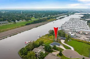 546 Marina Dr, Superior, WI 54880 - Photo 46