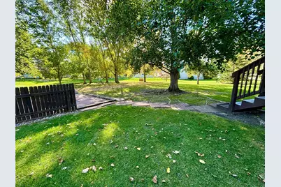 322 Oriole Avenue N, Thief River Falls, MN 56701 - Photo 38