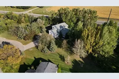 322 Oriole Avenue N, Thief River Falls, MN 56701 - Photo 44