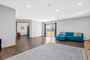 23846 Marmon St NE, Bethel, MN 55005 - Photo 14