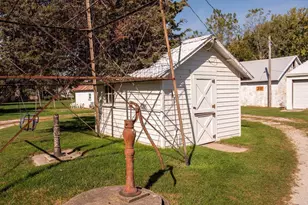 114 Fillmore Street E, Wykoff, MN 55990 - Photo 54