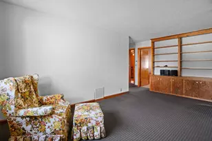 1942 Eddy St, Hastings, MN 55033 - Photo 8