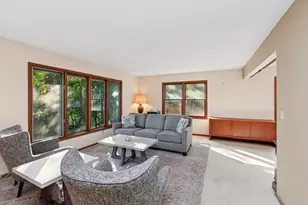 18111 Ixonia Ave, Lakeville, MN 55044 - Photo 6