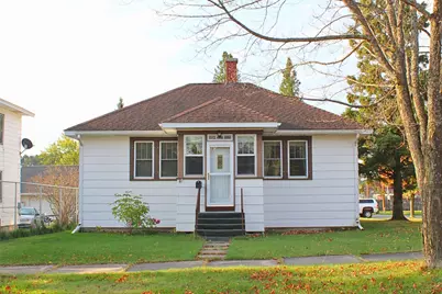 627 3rd Street NW, Chisholm, MN 55719 - Photo 1