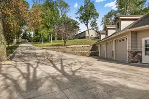 25399 Daventry Rd, Paynesville, MN 56362 - Photo 46