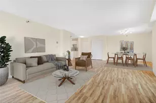 66 9th St, Saint Paul, MN 55101 - Photo 2