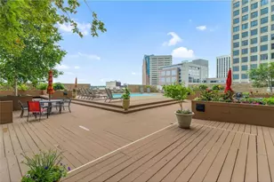 66 9th St, Saint Paul, MN 55101 - Photo 20