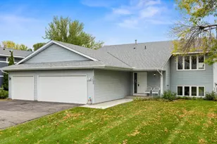 1193 Shawmut St S, Shakopee, MN 55379 - Photo 1