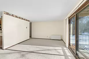 10113 W 34th St, Hopkins, MN 55305 - Photo 14