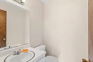 10113 W 34th St, Hopkins, MN 55305 - Photo 26