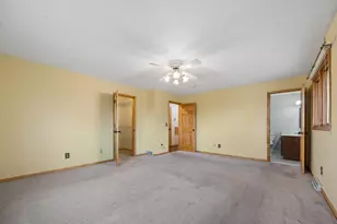 10521 Lake Fall Dr, Eden Prairie, MN 55347 - Photo 34