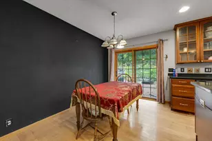 101 Hidden Meadow Ct, Apple Valley, MN 55124 - Photo 8