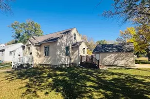 2975 Norwood Ave, Slayton, MN 56172 - Photo 1