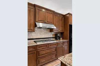 2269 Wildwood Drive, Shakopee, MN 55379 - Photo 14