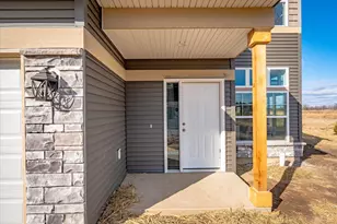 6700 Jorgensen Ave S, Cottage Grove, MN 55016 - Photo 4