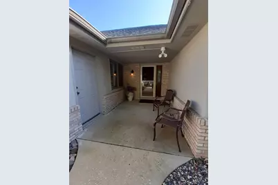 9579 Falcons Way, Eden Prairie, MN 55347 - Photo 2